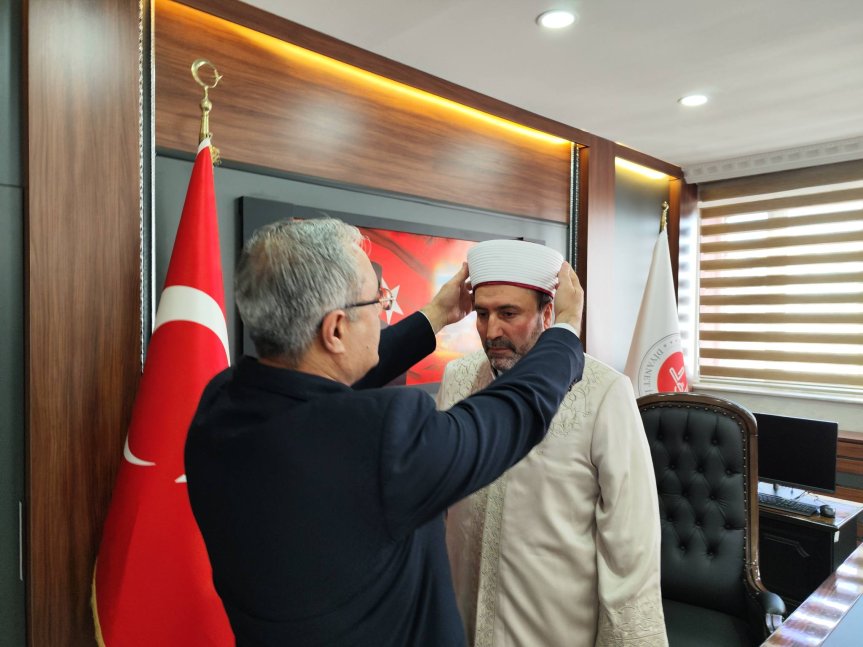 AĞRI İL MÜFTÜLÜĞÜNE ATANAN DR. İLHAN GÖREVİNE BAŞLADI 2