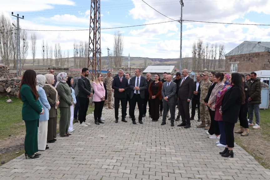 Ağrı Valisi Bozkurt, Doğubayazıt