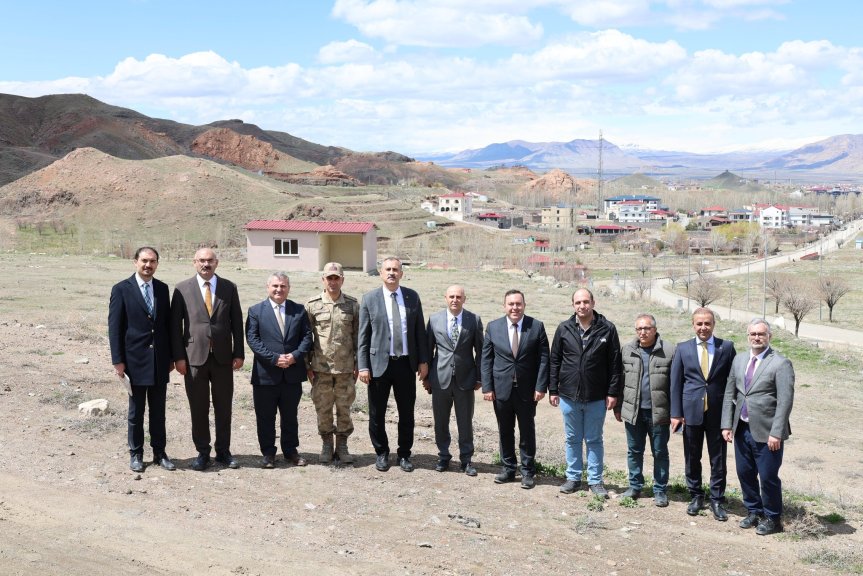 Ağrı Valisi Önder Bozkurt, Doğubayazıt