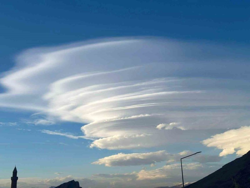 Tarihi İshak Paşa Sarayı, mercek bulutları altında göz kamaştırdı 2