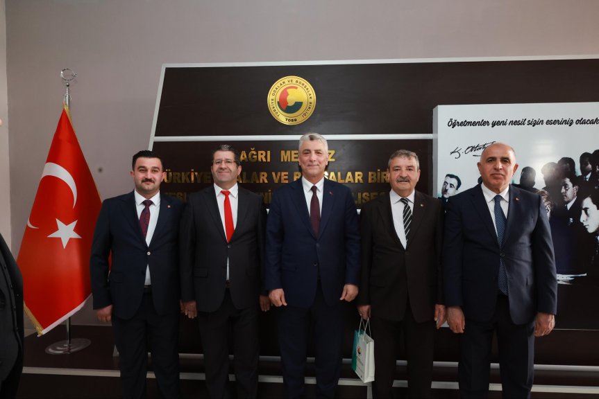 Ticaret Bakanı Ömer Bolat, Ağrı