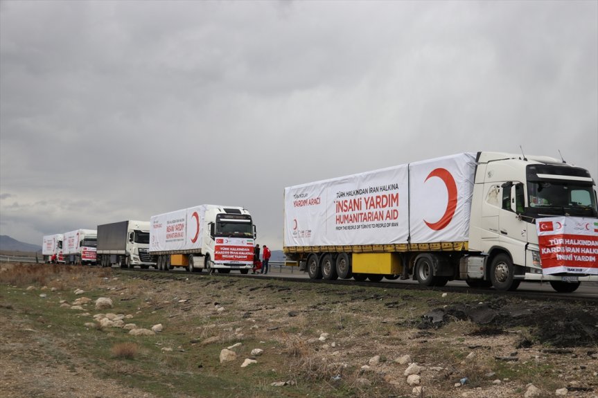 4 yardım insani geçti Türk İran