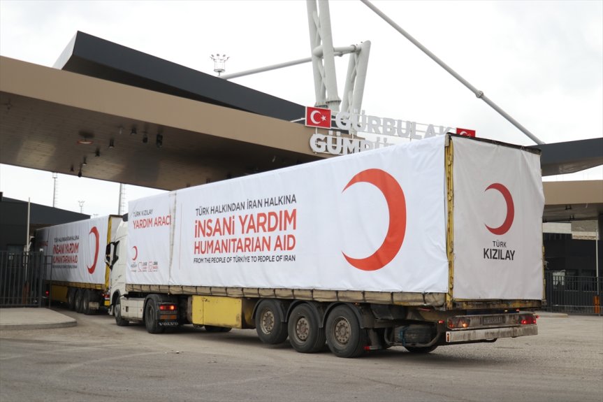 malzemelerini taşıyan 4 tırı Türk insani İran