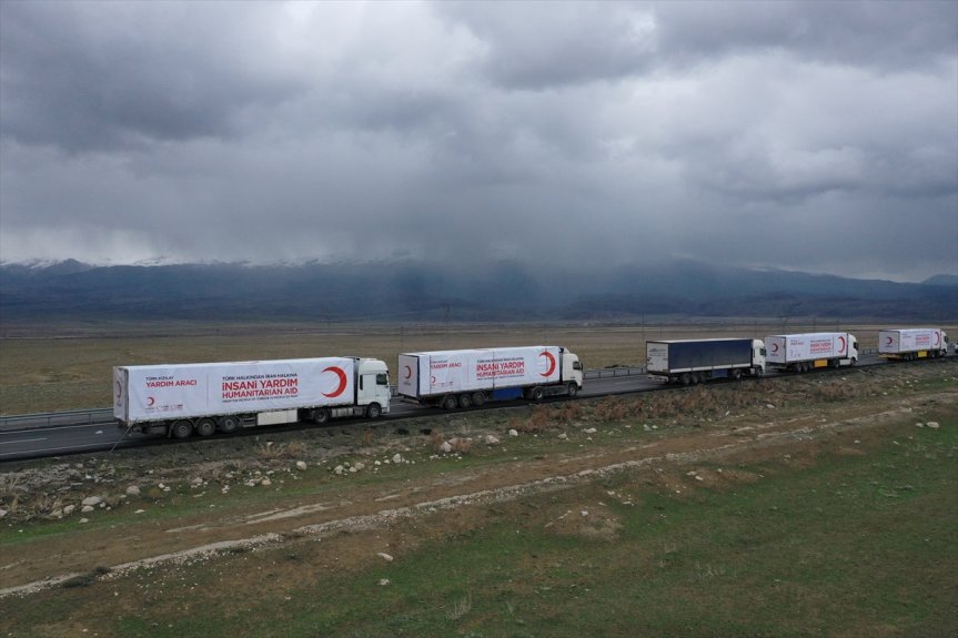 insani yardım 4 geçti İran