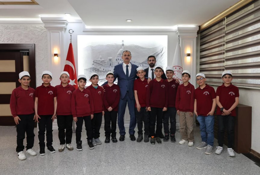 Ağrı Valisi Bozkurt, Kur
