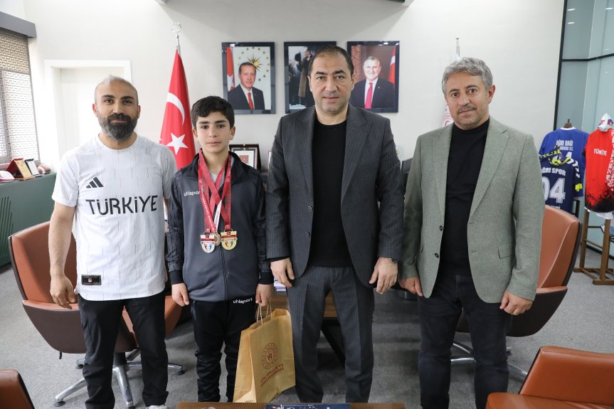Şampiyon Osman Oğur