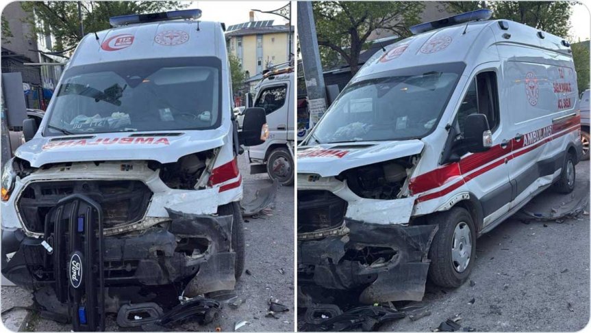 Kars'ta otomobille çarpıştıktan sonra ön kısmı ağır hasar gören Ağrı ambulansı.