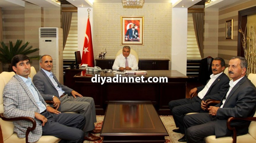 Hamur ve Taşlıçay heyeti, Vali Mehmet Tekinarslan'a Ağrı Valiliğinde hayırlı olsun ziyaretinde bulunuyor