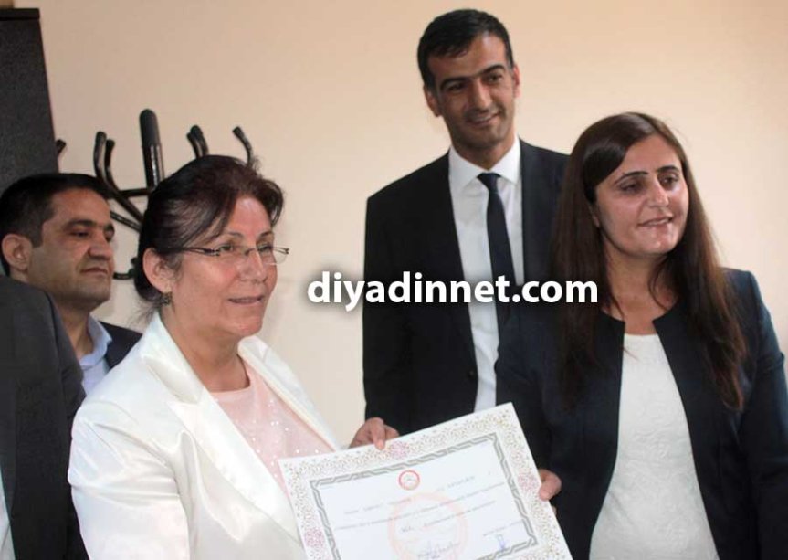 Mukaddes Kubilay, Mehmet Emin İlhan ve Dirayet Dilan Taşdemir mazbata töreninde yer aldı