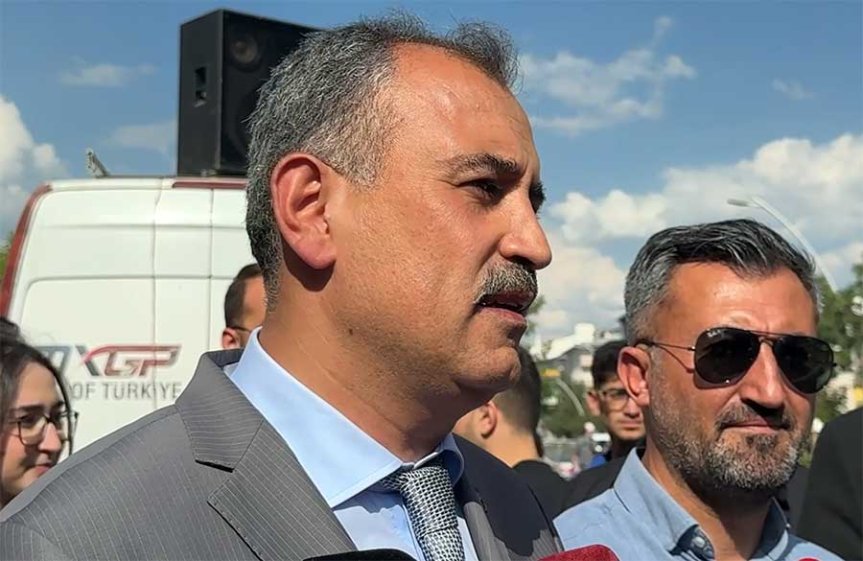 Vali Önder Bozkurt Şampiyonaya ilişkin açıklamada, Ağrı'nın tanıtımı ve doğal etaplarının önemi vurgulandı.