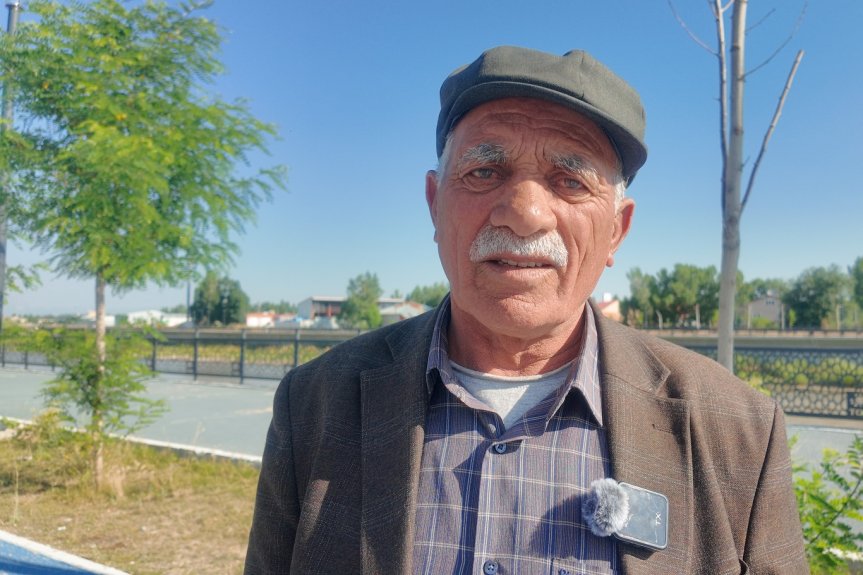 Mahalle sakini, milyonlarca lira harcanan rekreasyon alanının yarım bırakıldığını söylüyor.