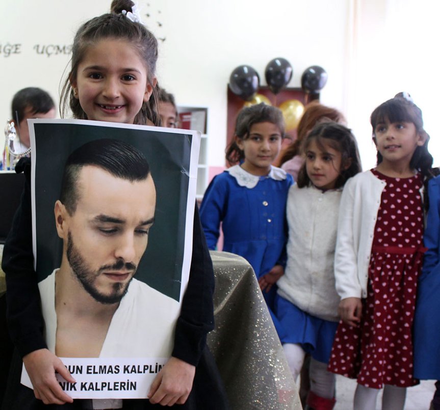 Köy Okulları Yardım Projesi Ağrı'daki 4'üncü Kütüphanesini Açtı
