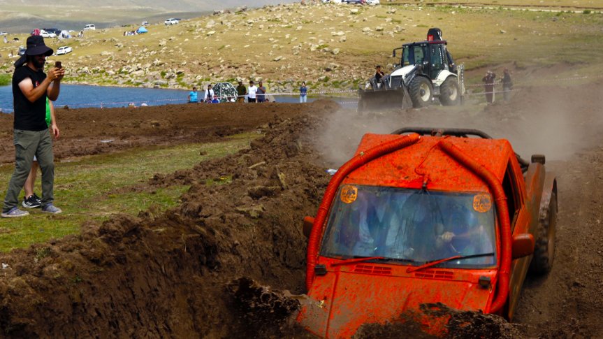 Taşlıçay Balık Gölü Off-Road Heyecanı